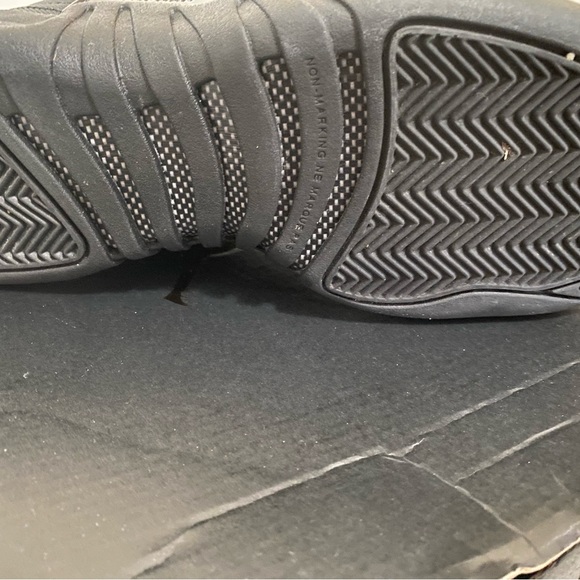 Jordan 12 retro new - Picture 2 of 7